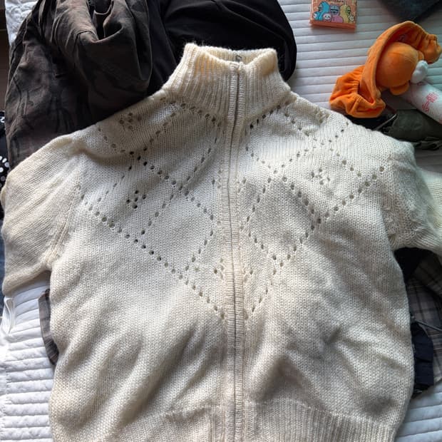 알렌느 니트집업 아이보리 1사이즈