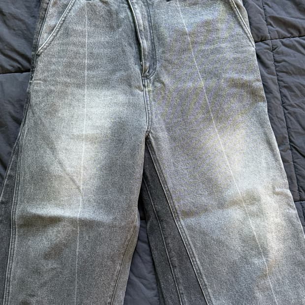 아더에러 트위스터진 A3 판매합니다.