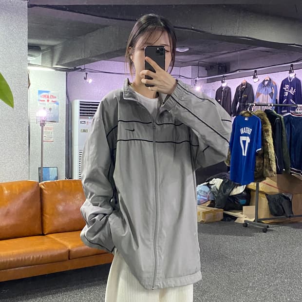 나이키 스우시 그레이 스트링 바람막이 B3146