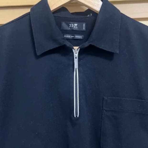 23구 남성 블랙 집업반팔티셔츠 46