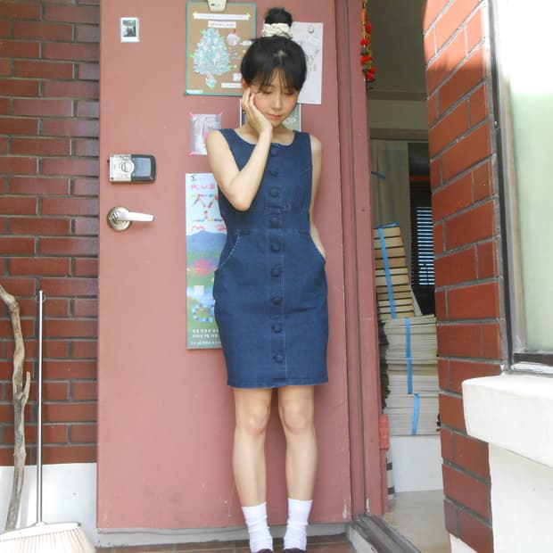 버튼 포인트 데님 미니 원피스