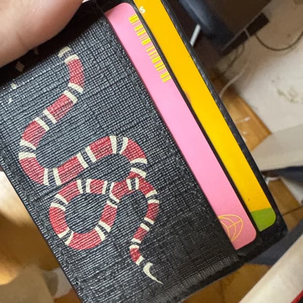 구찌 지갑 파아요 정품 (급처)