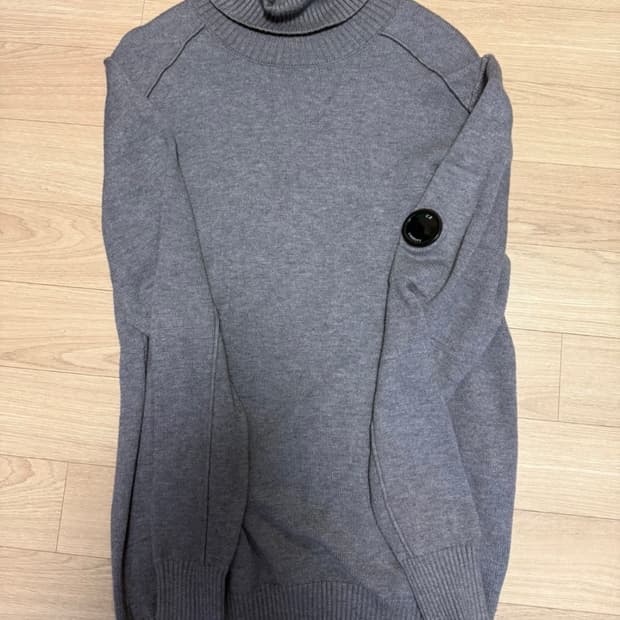 C.P. Company 터틀넥 니트 그레이 L