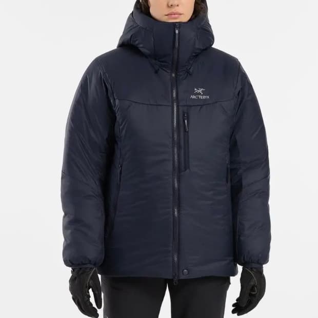 아크테릭스 누클리아이 SV 블랙 사파이어