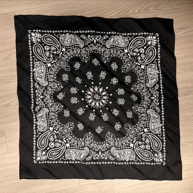 로스코 트레인맨 반다나 블랙 색상