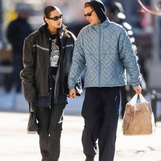 슈프림 스펠아웃 라이트웨이트 다운 xl 블루 퀼티드 패딩 점퍼 경량