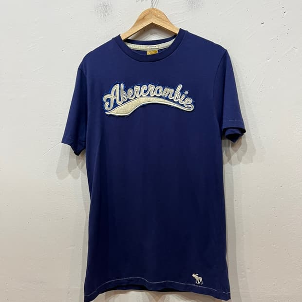 아베크롬비 아플리케 반팔 티셔츠