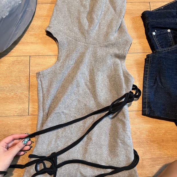 루즈슬립오버 그레이 원피스탑 