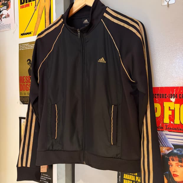 아디다스 블랙 골드 트랙탑 져지