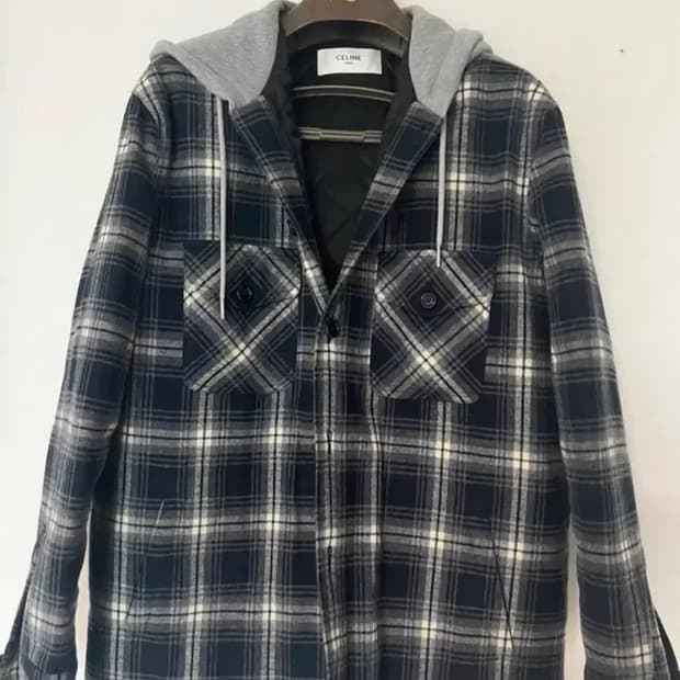 셀린느 체크후드자켓 50사이즈(변우석 착장)