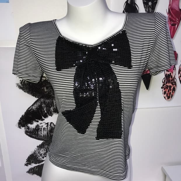 ribbon point t-shirt