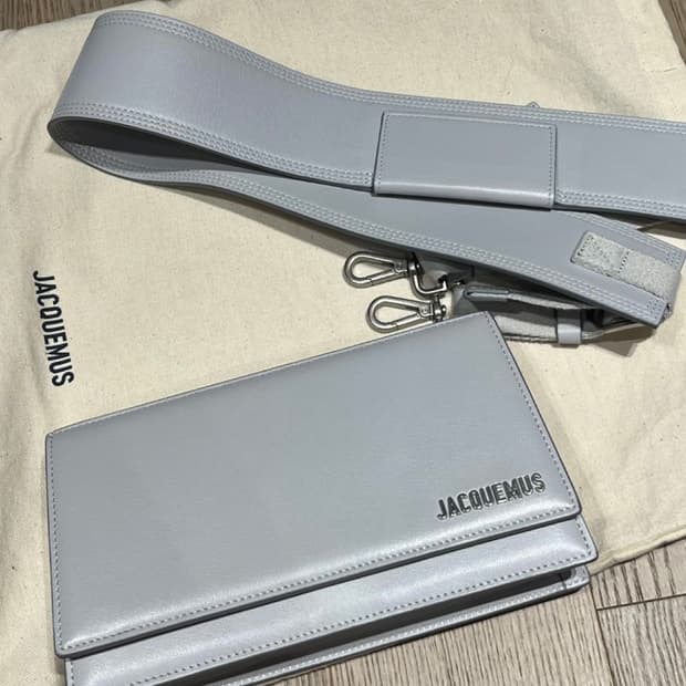 자크뮈스 르 밤비노 숄더백