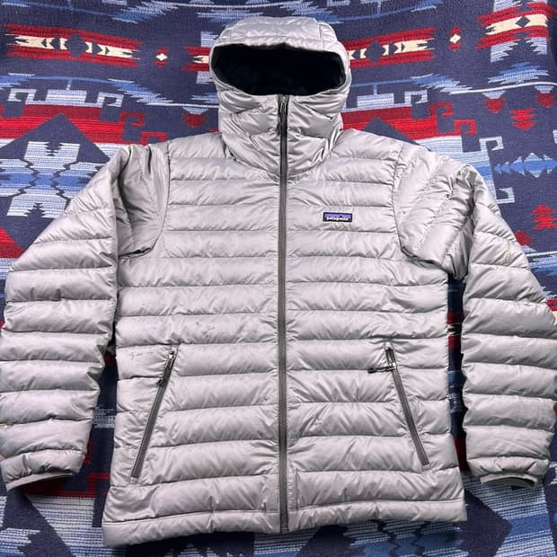 파타고니아 멘즈 후디 경량패딩 그레이