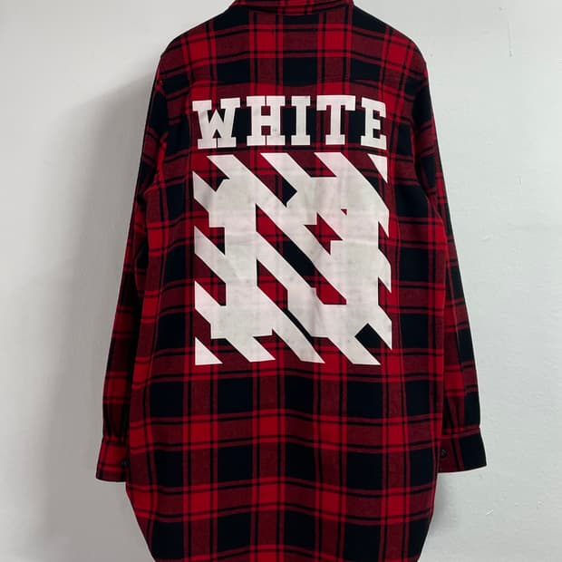오프화이트 체크 플란넬 셔츠 (on.568)