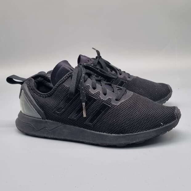 아디다스 ZX 플럭스 블랙 운동화245