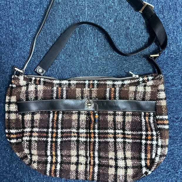 앤더슨벨 에스닉 크로스백