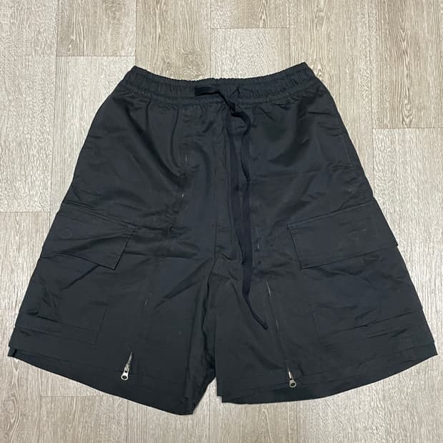 아조바이아조 패널 반바지