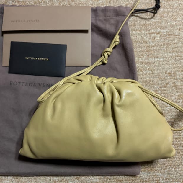 보테가 베네타 만두백(파우치백)