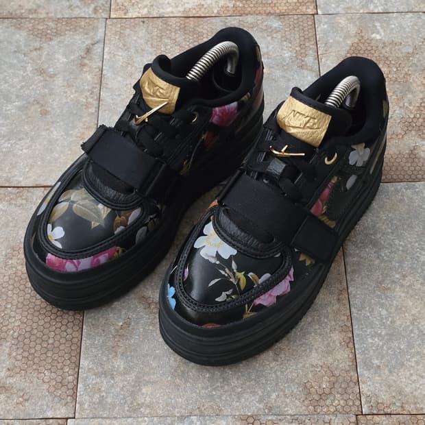 (225)나이키 반달 2k lx 플로럴