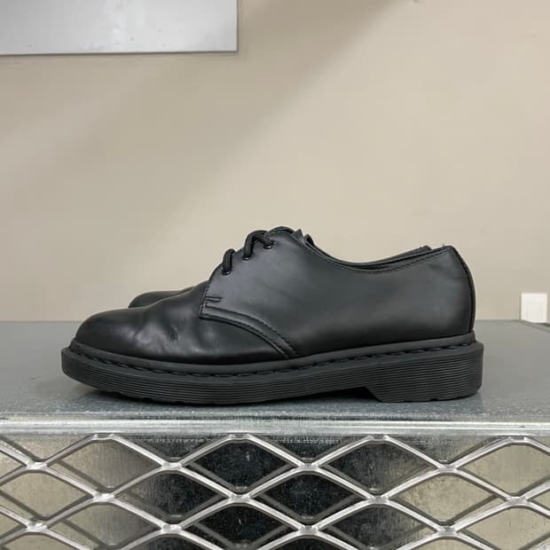 닥터마틴1461모노 UK7