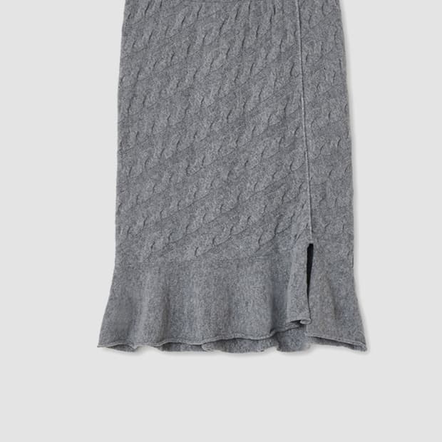 시메트릭퍼센트 케이블 니트 스커트 그레이