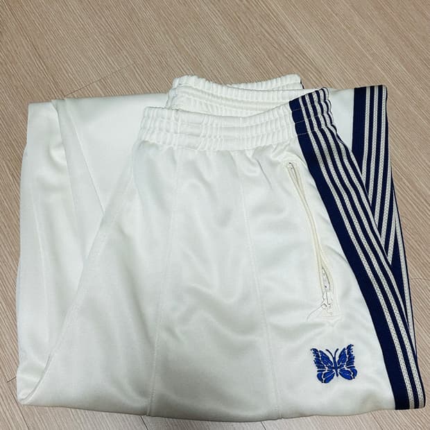 니들스 H.D. 트랙팬츠 화이트 퍼플