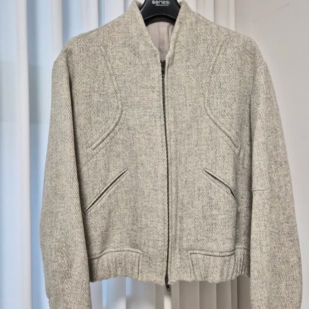 쿠어 COOR 울 트윌 숄카라 바시티 자켓 L(멜란지크림)