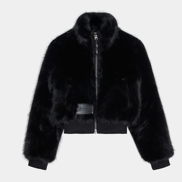 에트오소매 인조 모피 크롭 재킷 블랙