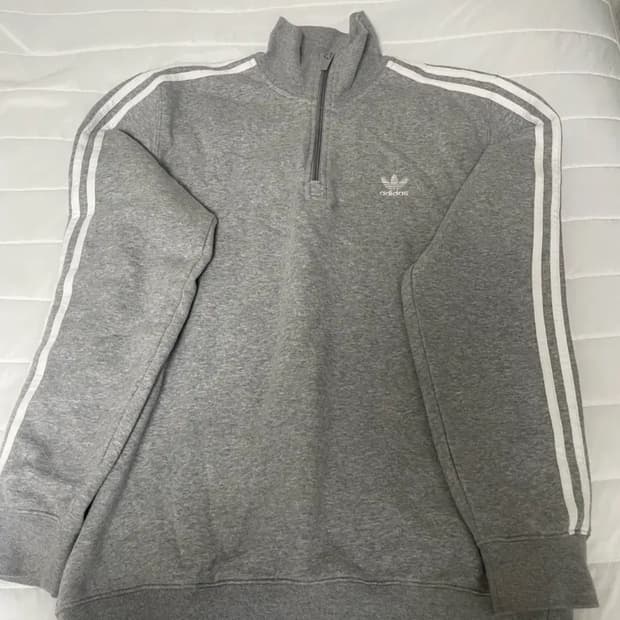 아디다스 삼선 하프집 맨투맨