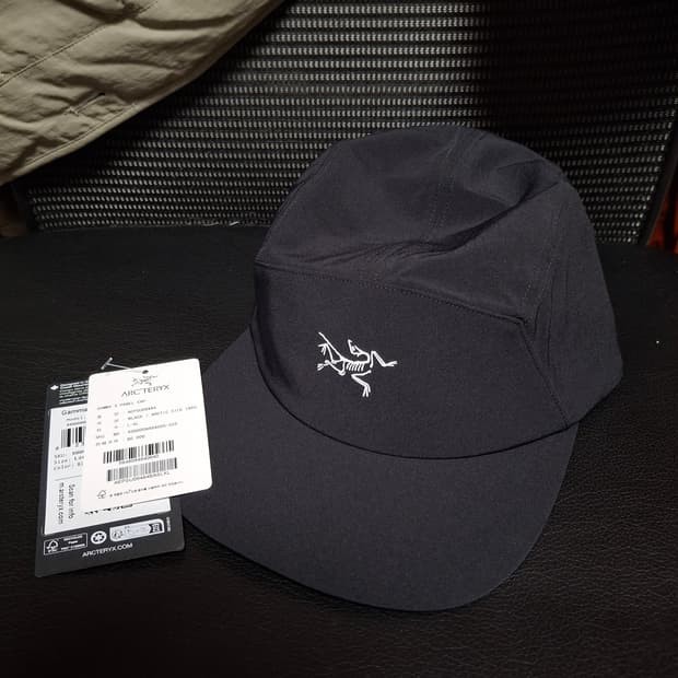 아크테릭스 감마5패널캡 블랙