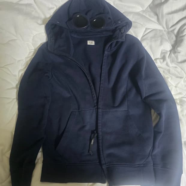 Cp컴퍼니 고글 후드집업