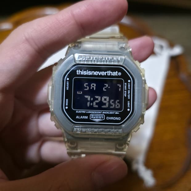 지샥 x 디스이즈네버댓 시계