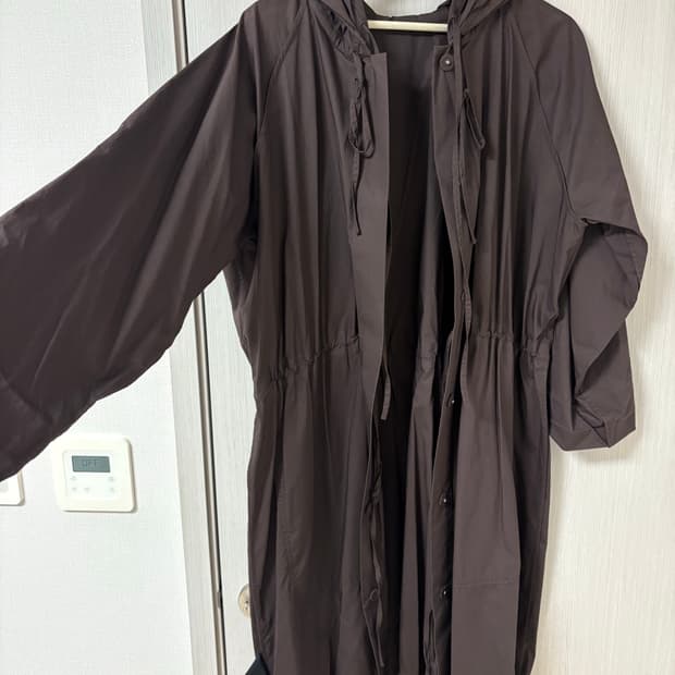 COS 코스 레인코트 원피스 브라운 M/L