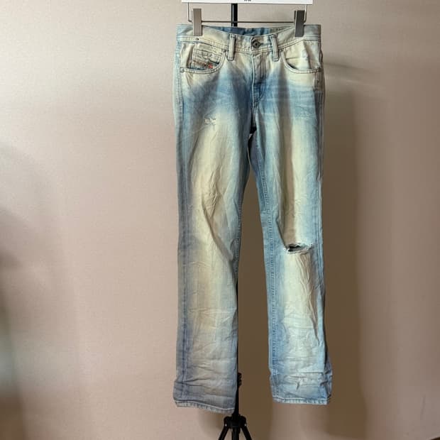 디젤 디스트레스드 워싱 데님