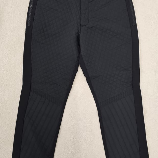 아디다스 남자 퀼팅바지.   싸이즈 33~34