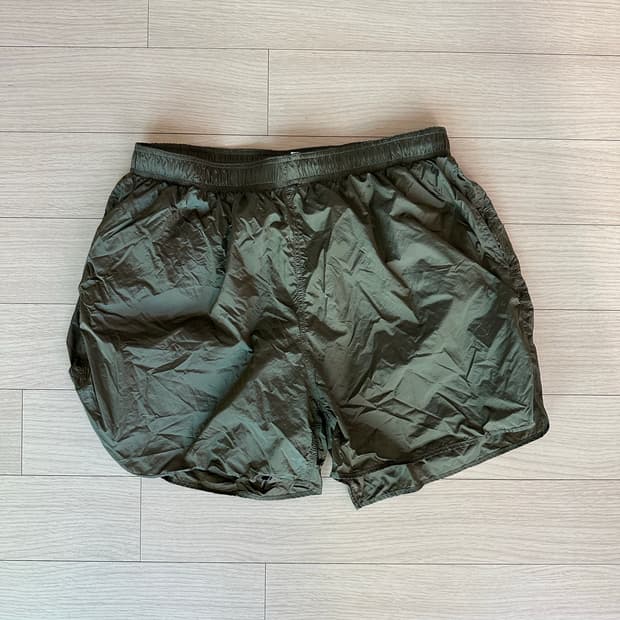 Epicenter 쇼츠 올리브 OS