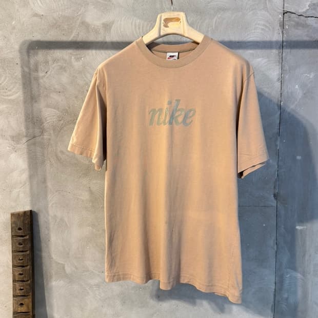 나이키 티셔츠 100