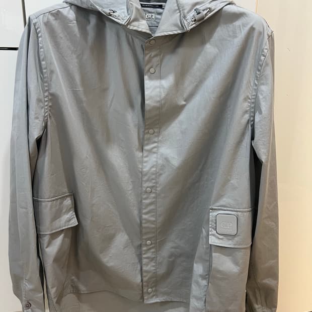 23fw cp컴퍼니 후드자켓 그레이 2xl (새상품급)