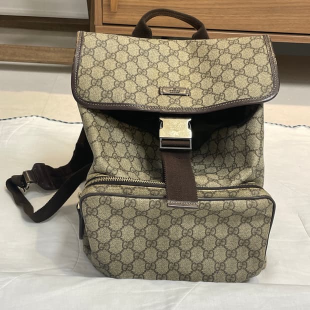 구찌 백팩 남여공용