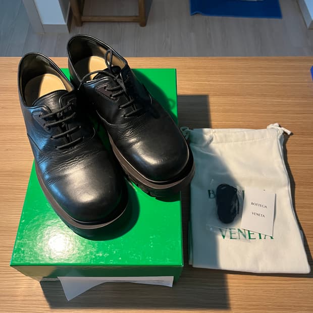 보테가베네타 타이어 더비 43