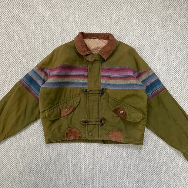  커니 하우스 멀티 스트라이프 토글 재킷