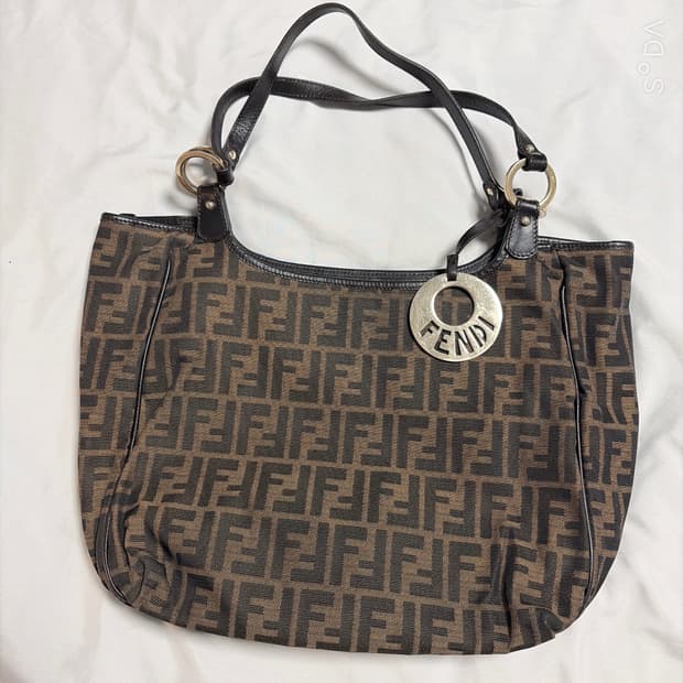 펜디 FF 로고 숄더백 토트백