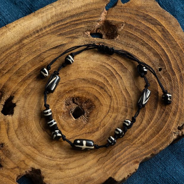 흑야 매듭 팔찌 Night Knot Bracelet