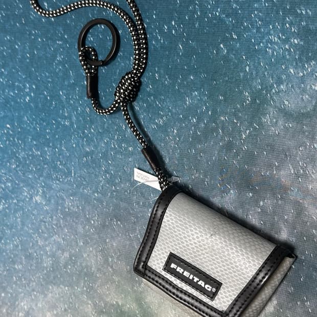 (NEW) 프라이탁 새상품 에어팟 미니 파우치 키링 