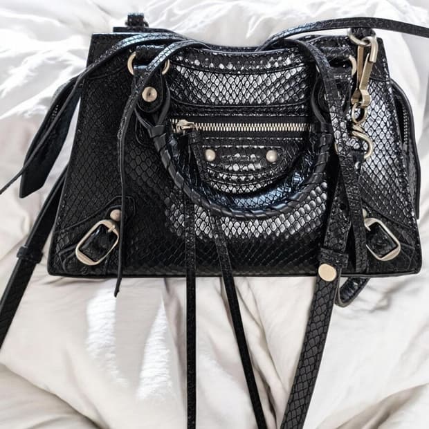 발렌시아가 네오 클래식 시티 미니