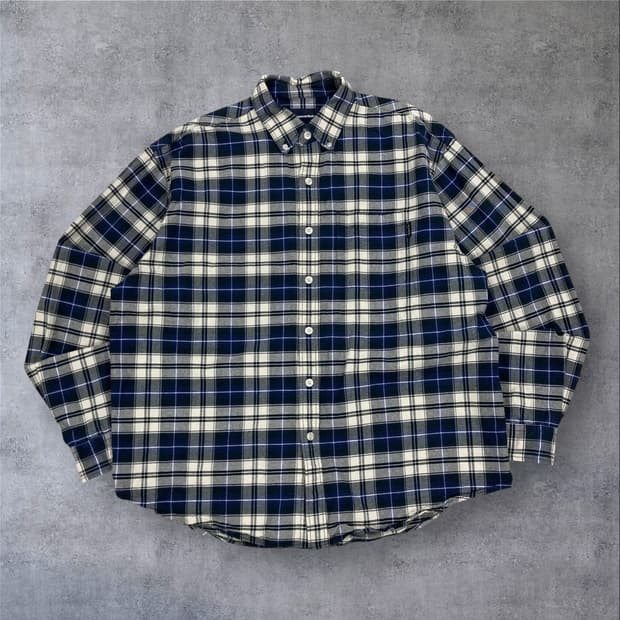 디스이즈네버댓 체크 패턴 네이비 배색 셔츠