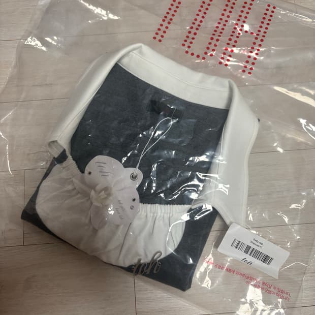Toh Dolly top 차콜 텍ㅇ 새상품