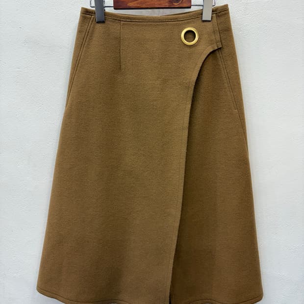 시스템 울 혼방 스커트