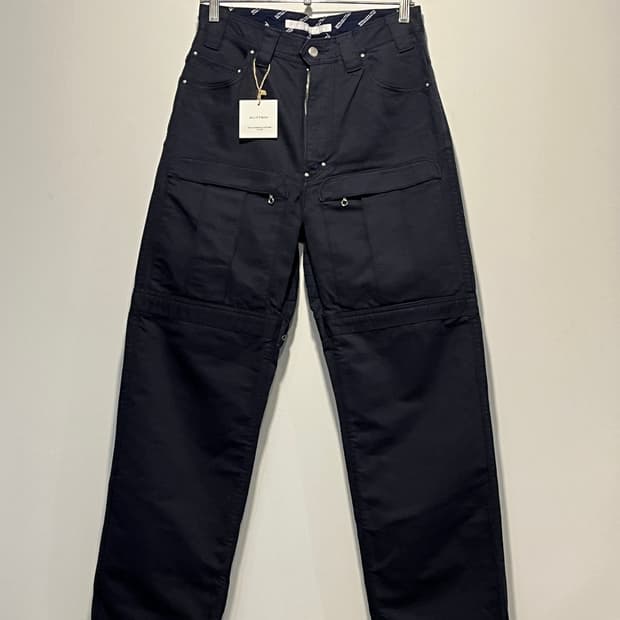 White mountaineeing cargo pants