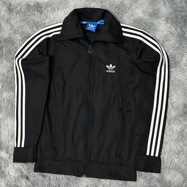 아디다스 유로파 블랙 트랙탑 